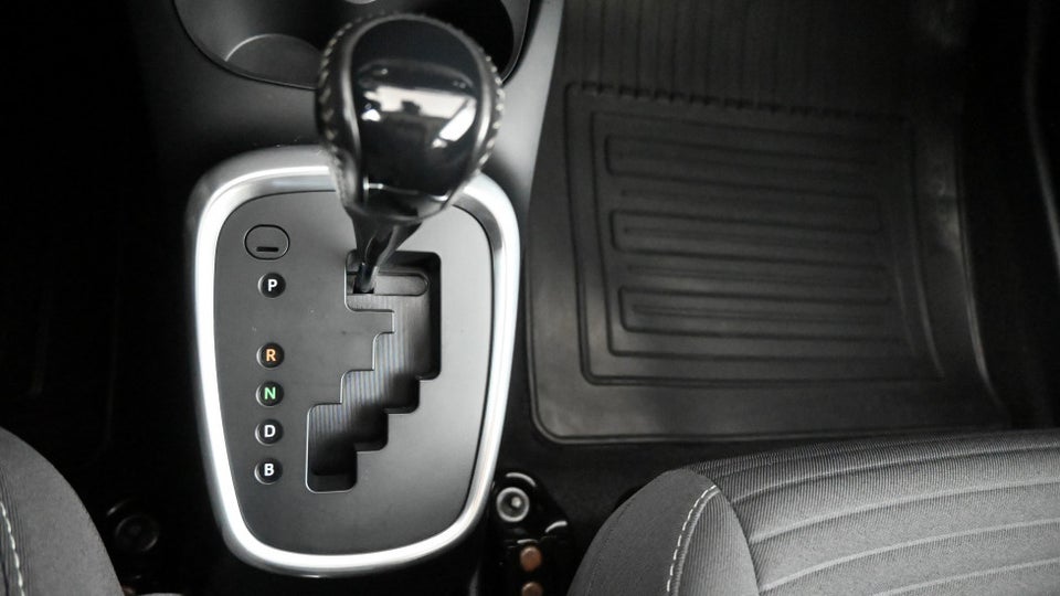 Toyota Yaris 1,5 Hybrid H2 e-CVT 5d