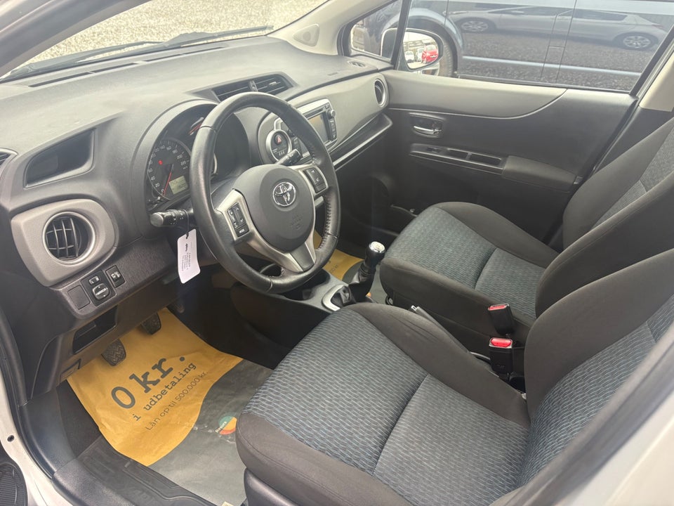 Toyota Yaris 1,0 VVT-i T2 Touch 5d