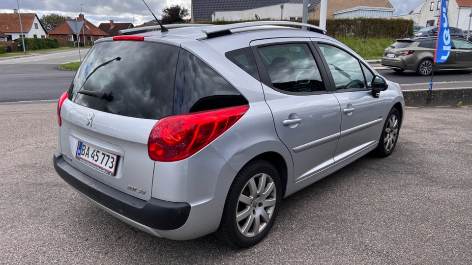 Peugeot 207 1,6 HDi 92 Active SW 5d