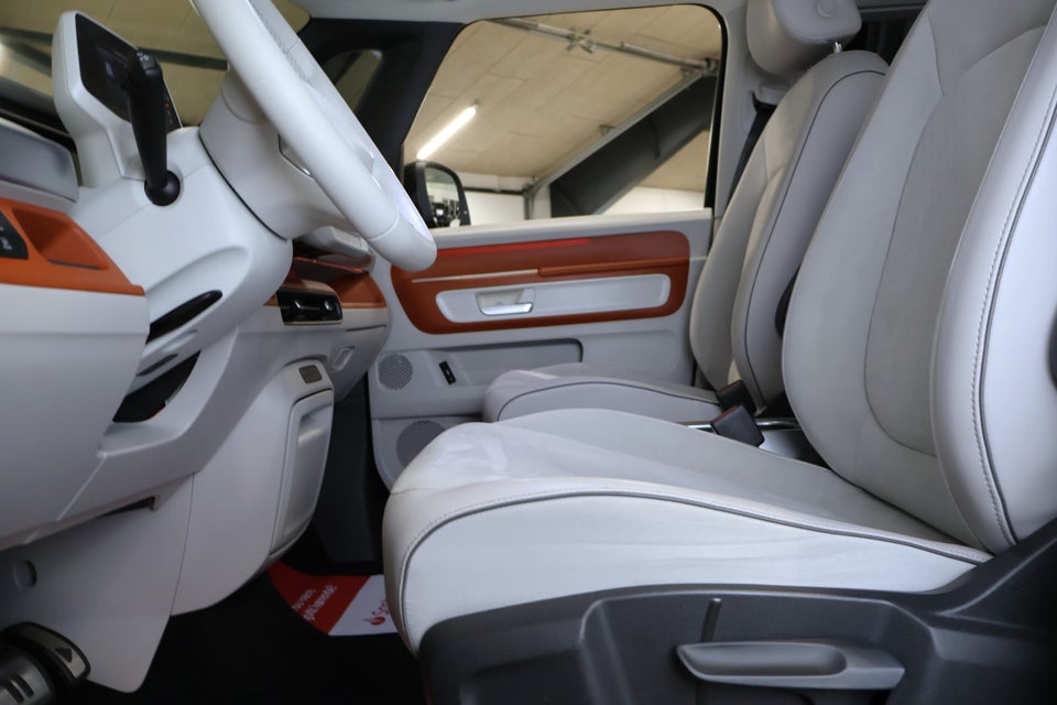 VW ID.Buzz 77 Pro SWB 5d