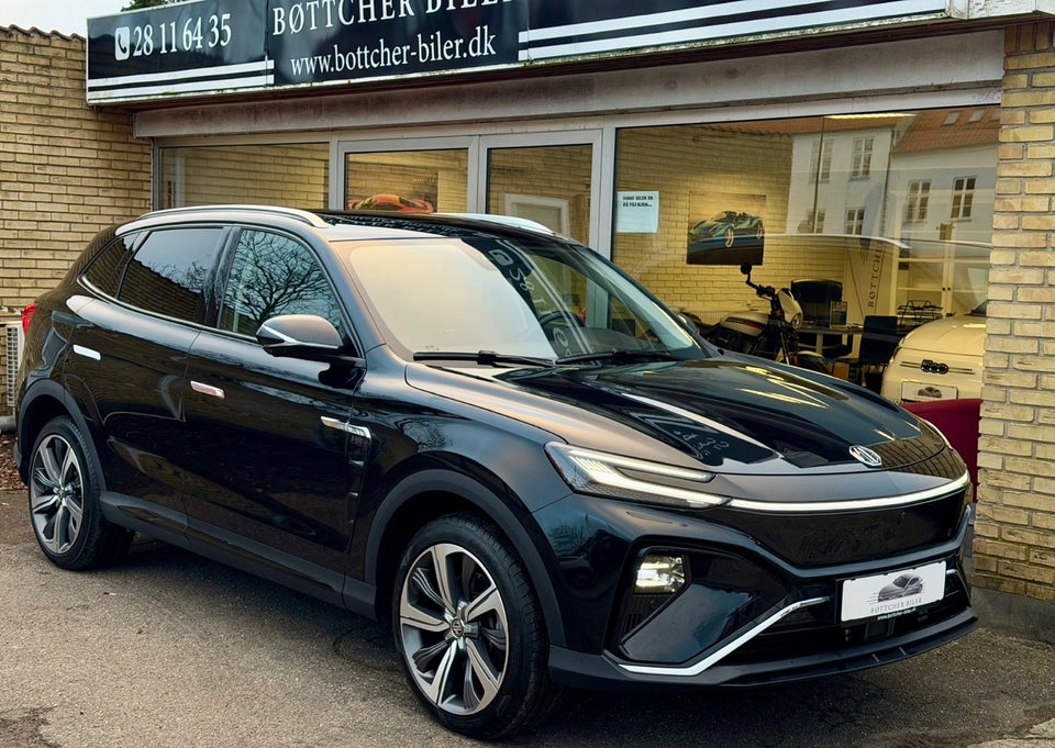 MG Marvel R Luxury 5d