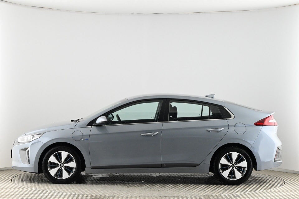 Hyundai Ioniq 1,6 PHEV Premium DCT 5d