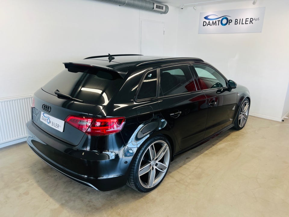 Audi A3 2,0 TDi 184 S-line Sportback quattro S-tr. 5d