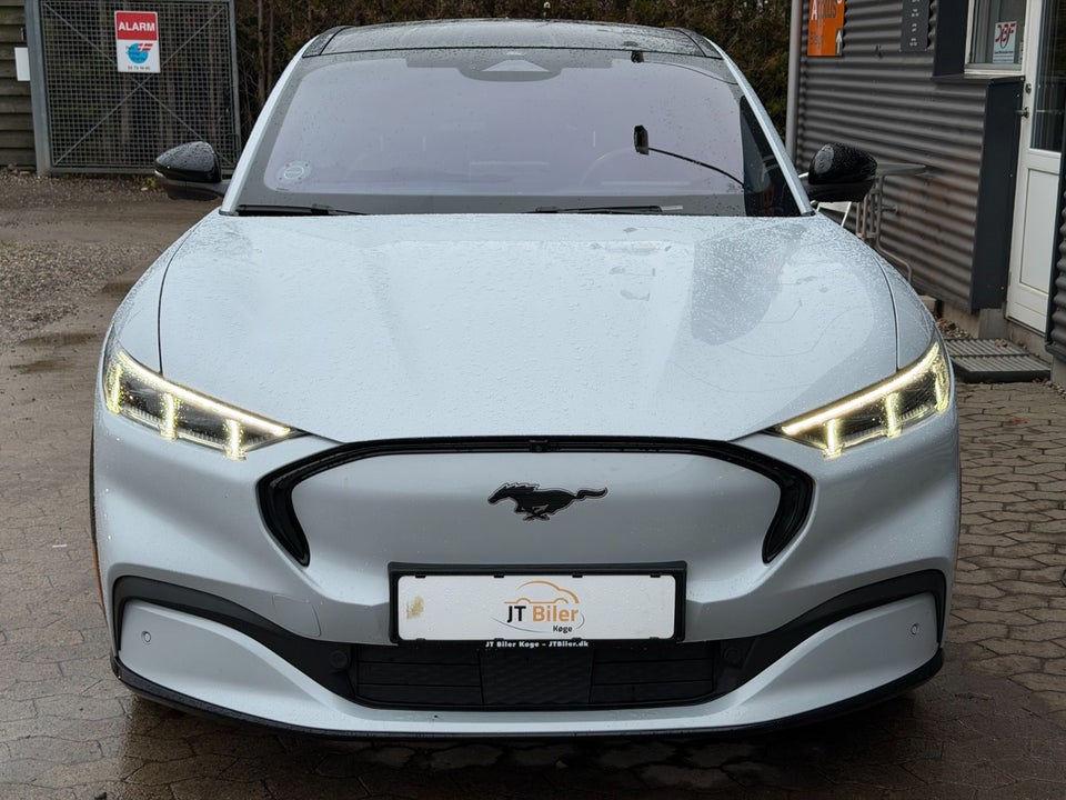 Ford Mustang Mach-E 98 Extended Range Tech2 AWD 5d