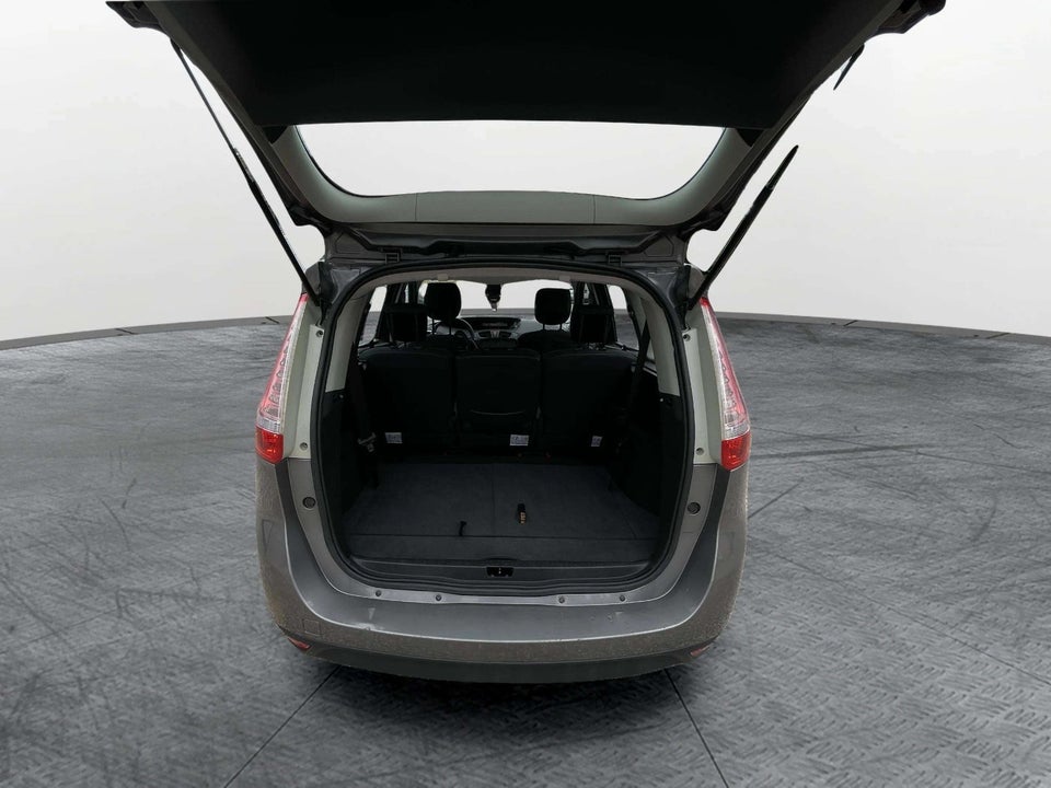 Renault Grand Scenic III 1,6 dCi 130 Dynamique 7prs 5d