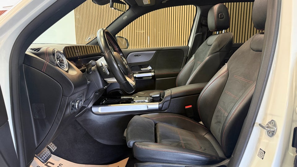 Mercedes EQB300 AMG Line 4Matic 7prs 5d