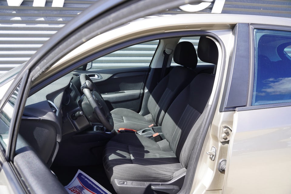 Citroën C4 1,6 HDi 90 Seduction 5d
