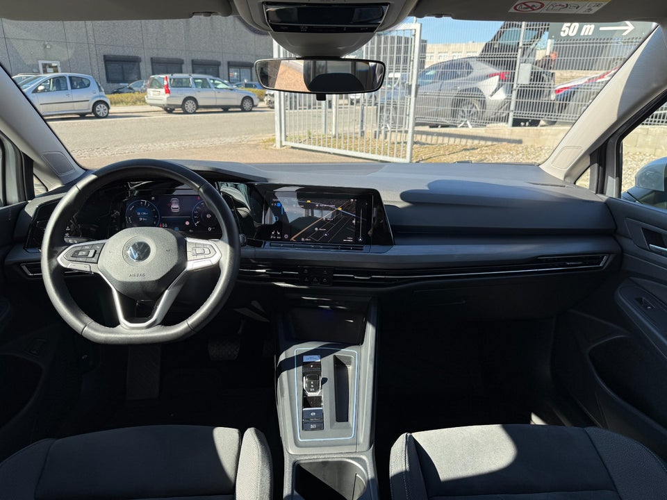 VW Golf VIII 1,4 eHybrid DSG 5d