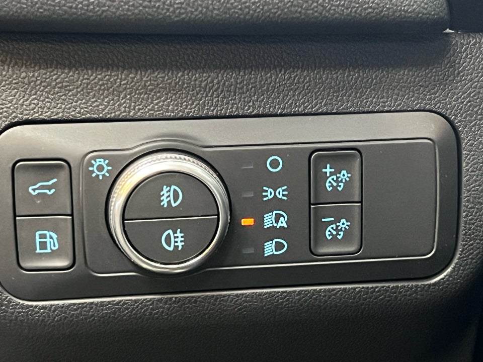 Ford Kuga 2,5 PHEV Titanium X CVT 5d