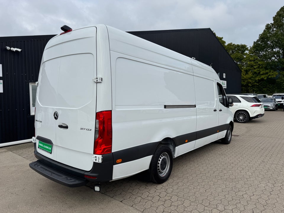 Mercedes Sprinter 317 2,0 CDi A3 Kassevogn aut. RWD