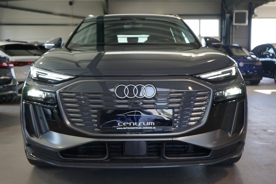 Audi Q6 e-tron S-line quattro 5d