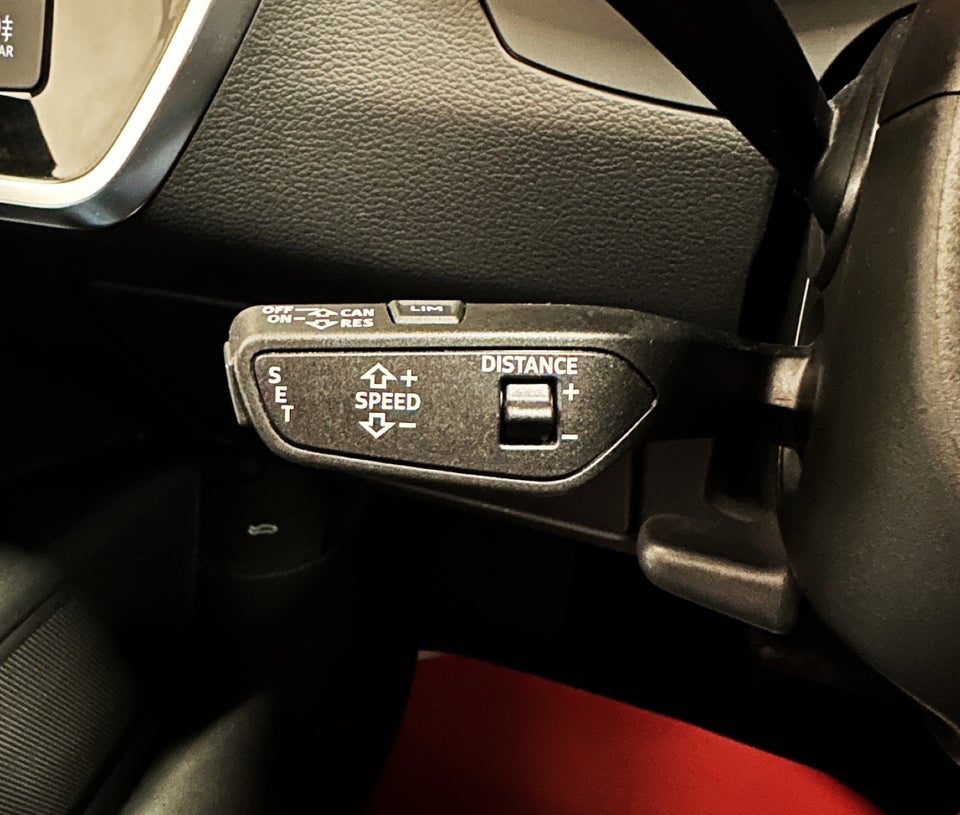 Audi A6 40 TDi Sport S-tr. 4d