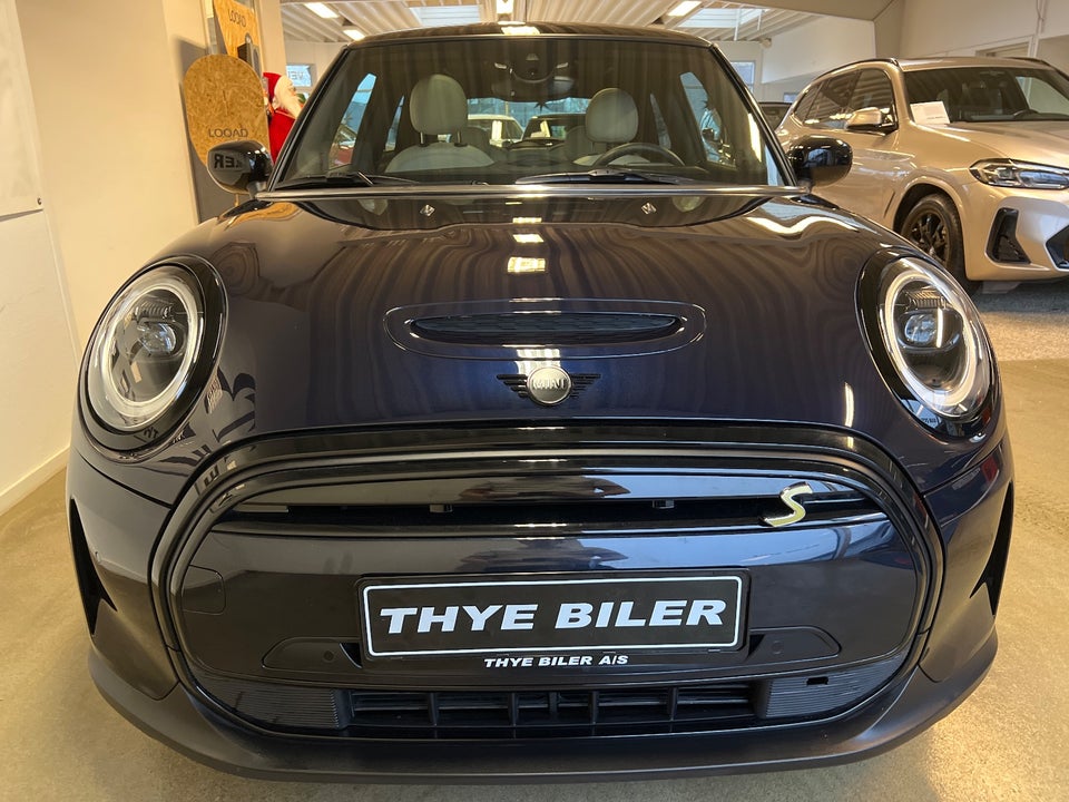 MINI Cooper SE Maximise 3d