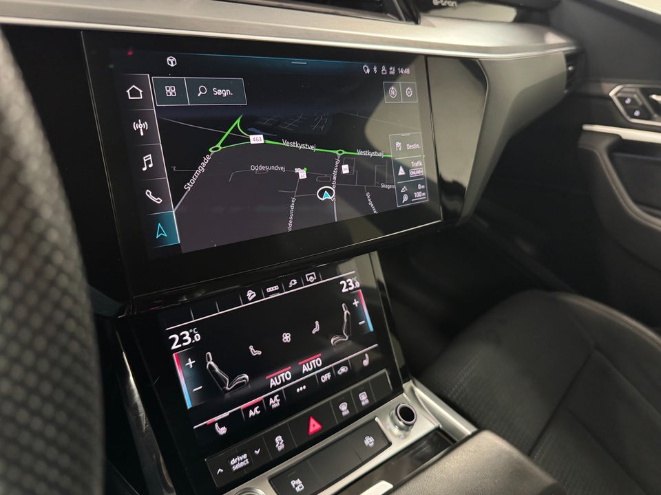 Audi Q8 e-tron 55 S-line quattro 5d