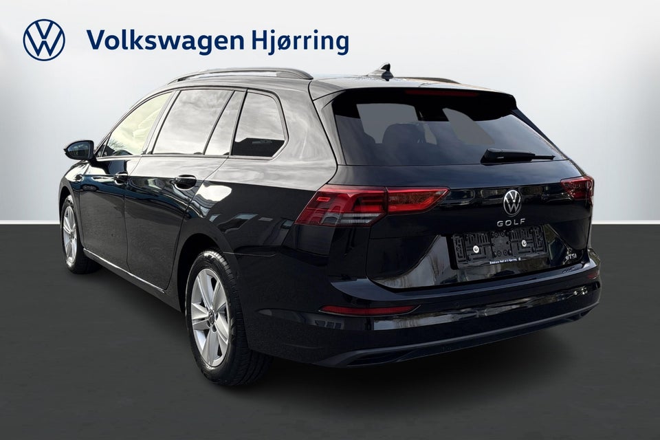 VW Golf VIII 1,5 eTSi 130 Life Variant DSG 5d