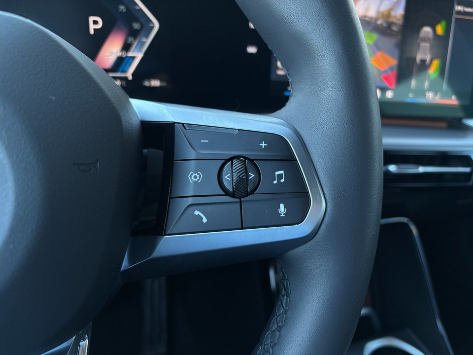 BMW iX2 eDrive20 M-Sport Premium 5d