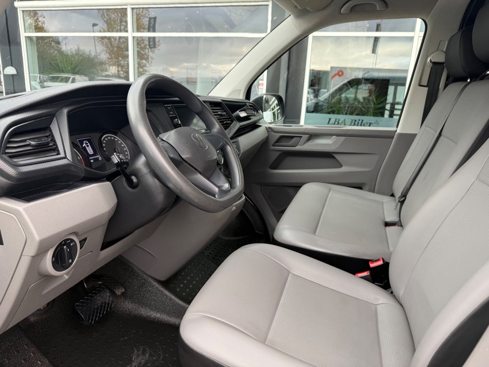 VW Transporter 2,0 TDi 150 Kassevogn DSG lang