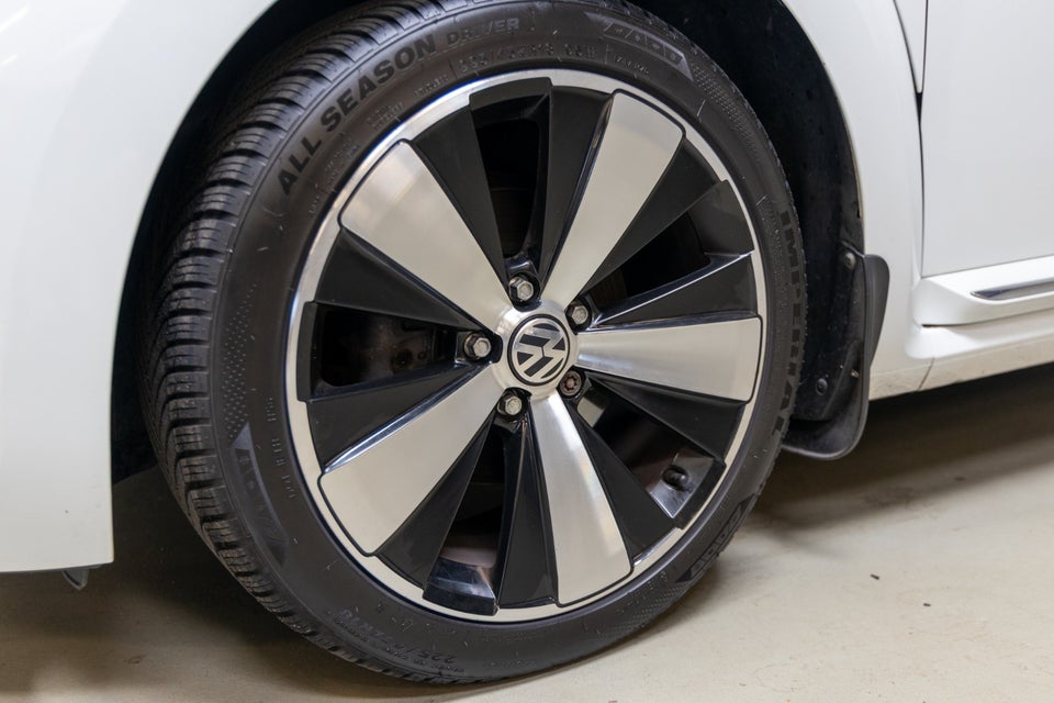 VW The Beetle 1,2 TSi 105 Design Cabriolet BMT 2d