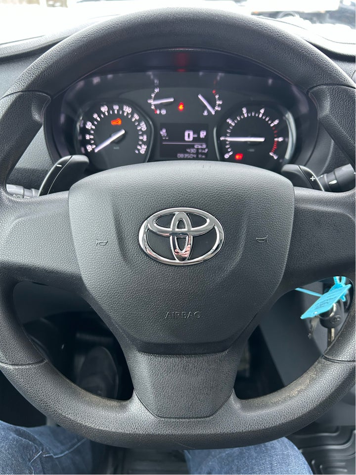 Toyota ProAce 2,0 D 122 Medium Comfort Master aut. 6d