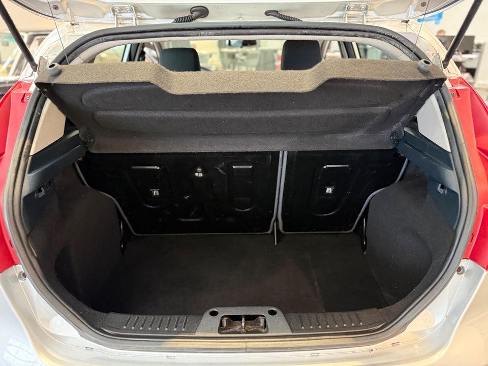 Ford Fiesta 1,6 Ti-VCT Titanium 5d