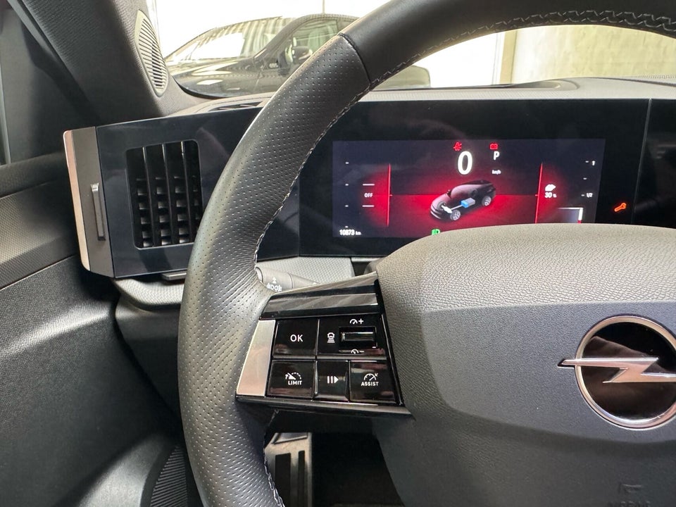 Opel Astra-e 54 GS Sports Tourer 5d