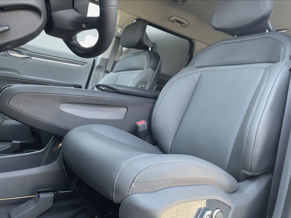 Kia EV9 76 Standard Range Upgrade RWD 7prs 5d