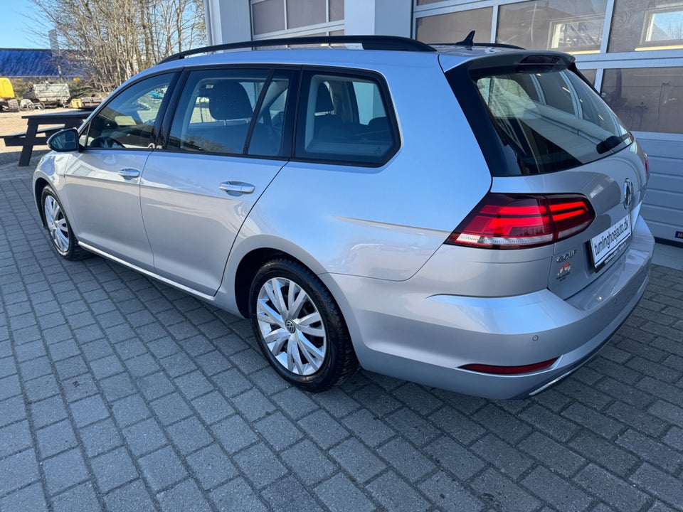 VW Golf VII 1,5 TSi 130 Comfortline Variant DSG 5d