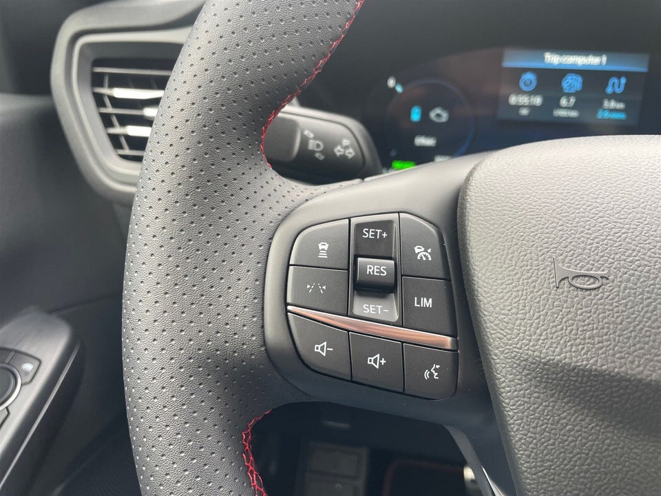 Ford Kuga 2,5 PHEV ST-Line X CVT 5d