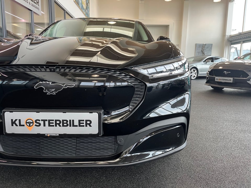 Ford Mustang Mach-E 75 Premium Standard Range 5d