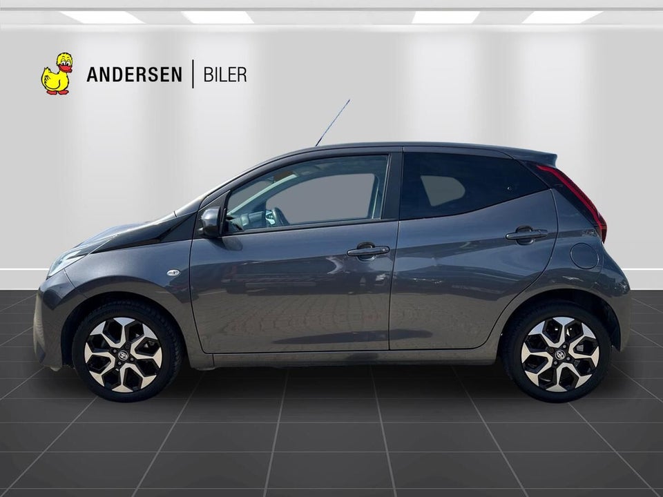 Toyota Aygo 1,0 VVT-i x-press 5d