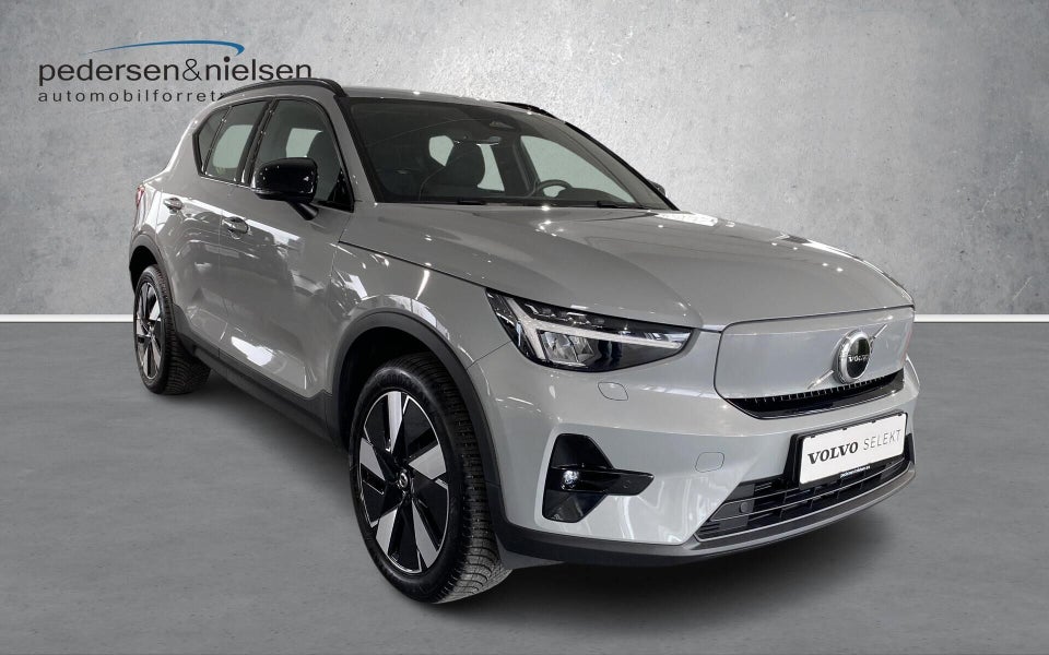 Volvo EX40 Extended Range Plus 5d