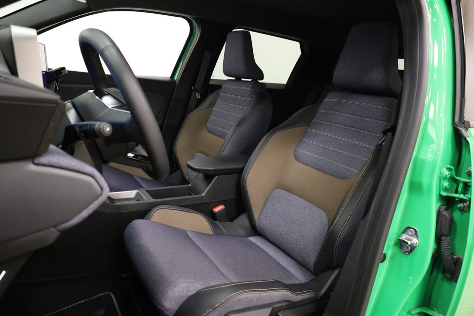 Renault 5 E-Tech 52 Techno 5d
