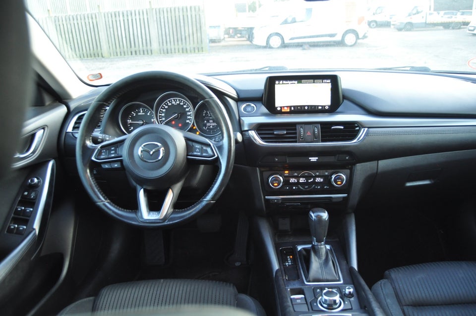 Mazda 6 2,2 SkyActiv-D 150 Core stc. aut. 5d