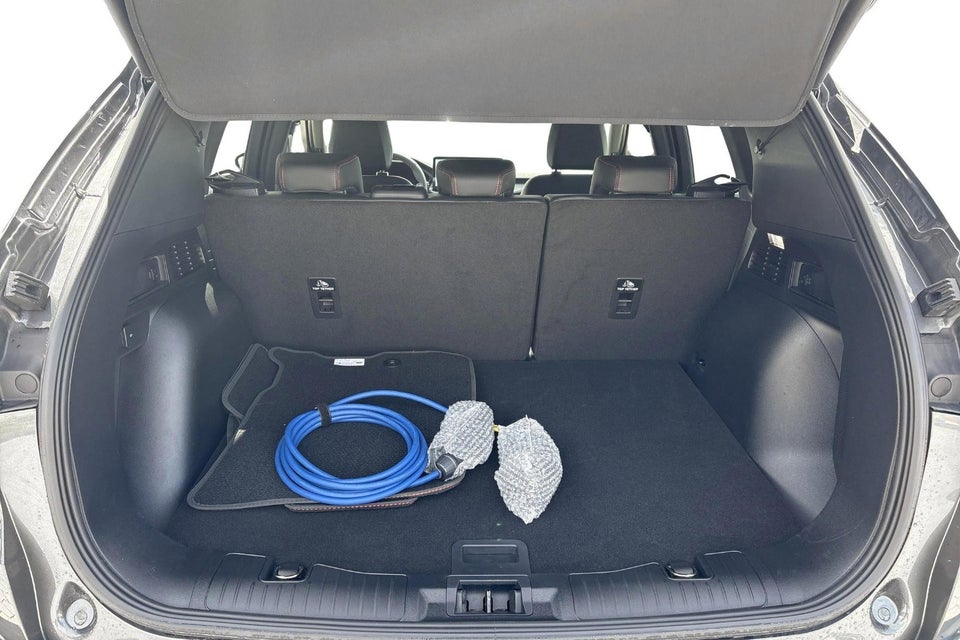 Ford Kuga 2,5 PHEV ST-Line X CVT 5d