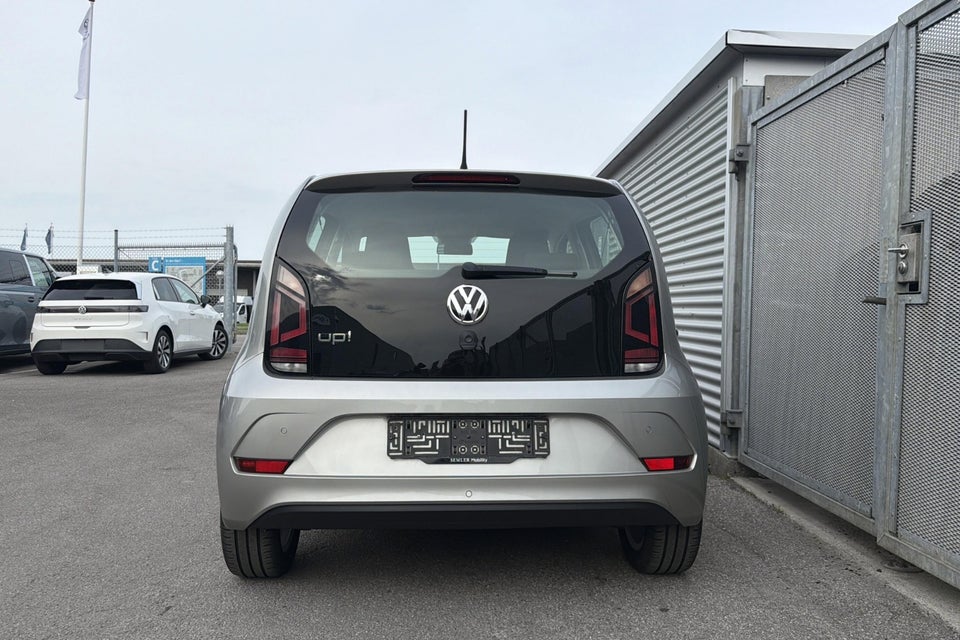 VW Up! 1,0 MPi 75 Move Up! ASG 5d
