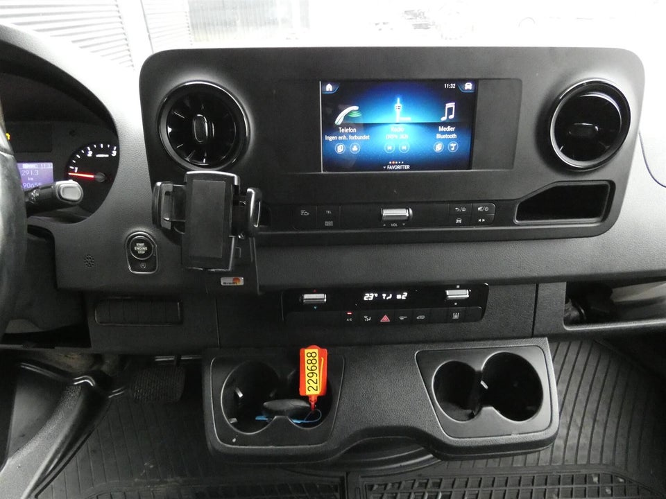 Mercedes Sprinter 214 2,2 CDi A2 Kassevogn aut. FWD