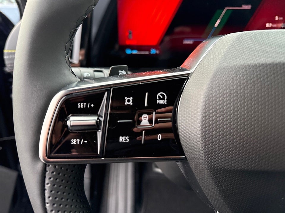 Renault Scenic E-Tech 87 Iconic 5d