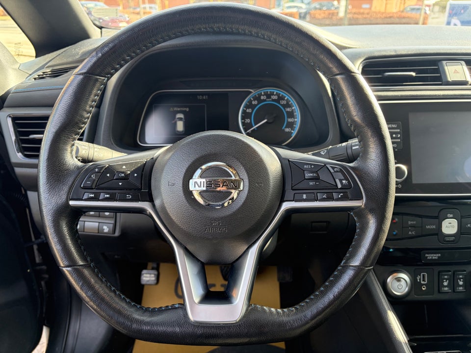 Nissan Leaf 40 Acenta 5d
