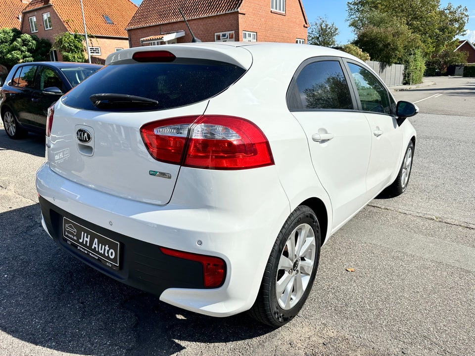 Kia Rio 1,2 CVVT Limited 5d