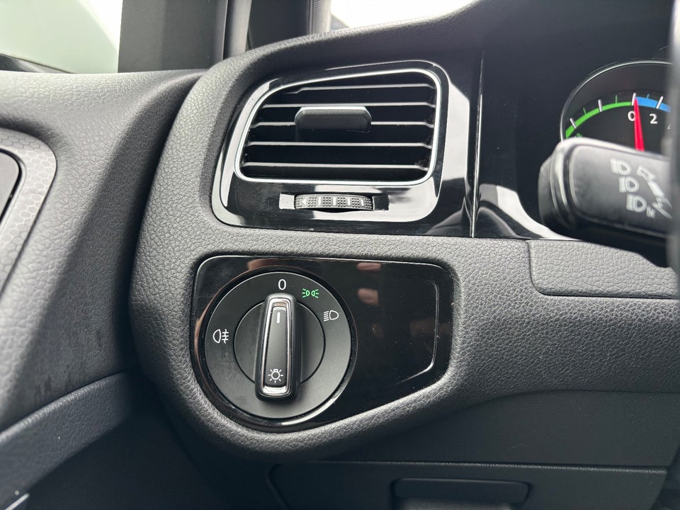 VW Golf VII 1,4 GTE DSG 5d