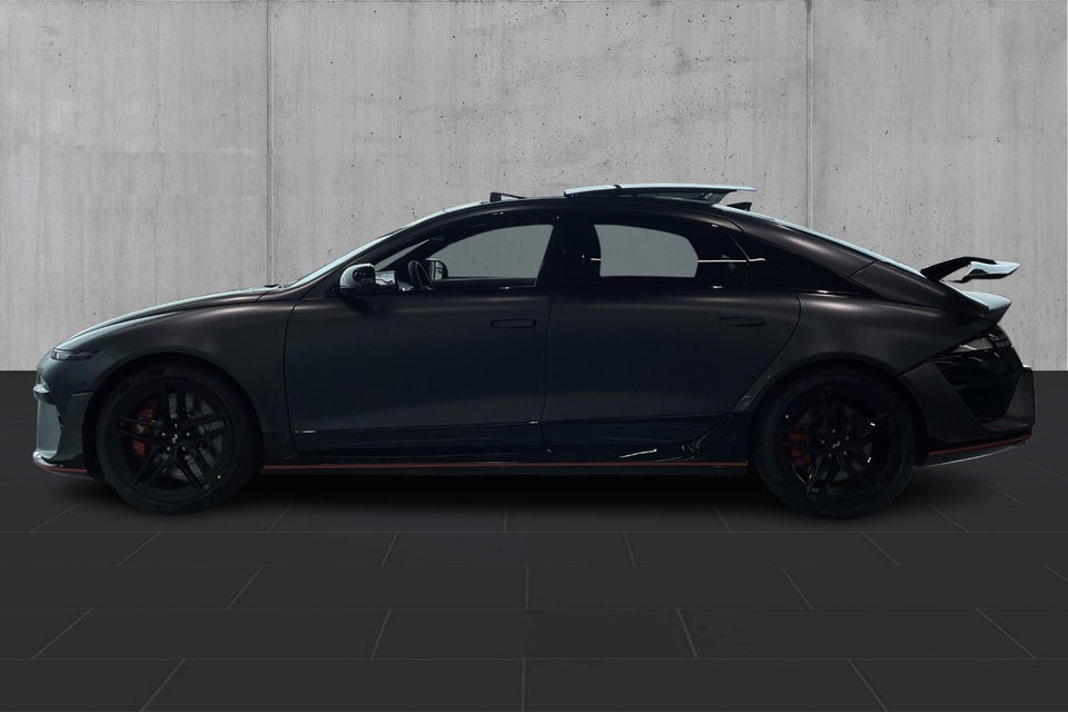 Hyundai Ioniq 6 84 N AWD 4d