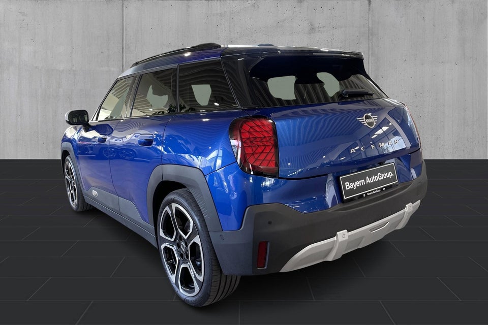 MINI Aceman E Favoured Trim M 5d