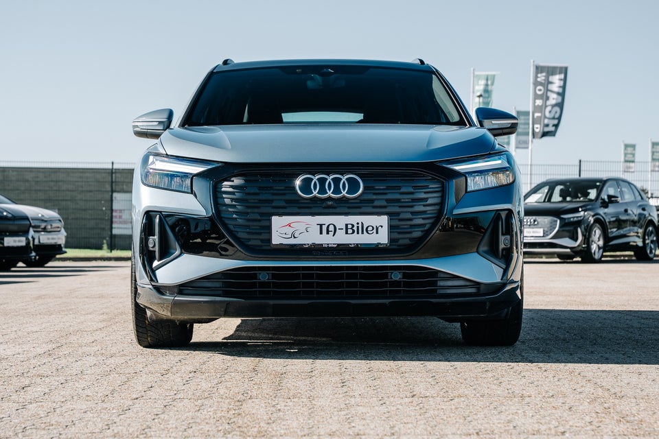 Audi Q4 e-tron 40 S-line 5d