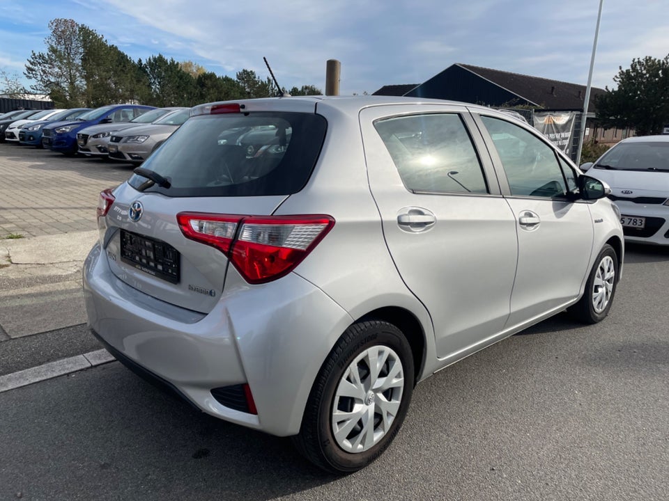 Toyota Yaris 1,5 Hybrid H2 Limited e-CVT 5d