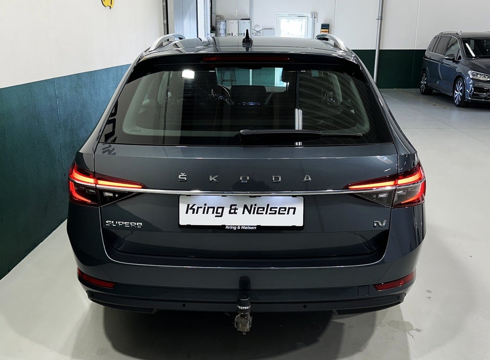 Skoda Superb 1,4 TSi iV Business Executive Combi DSG 5d