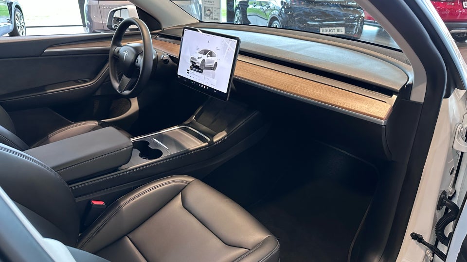 Tesla Model Y Performance AWD 5d