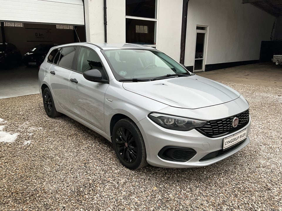 Fiat Tipo 1,4 16V Street SW 5d