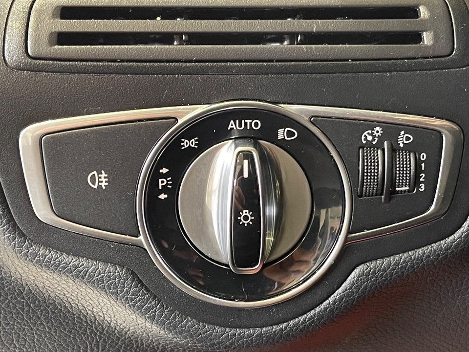 Mercedes C220 d 2,2 Business aut. 4d