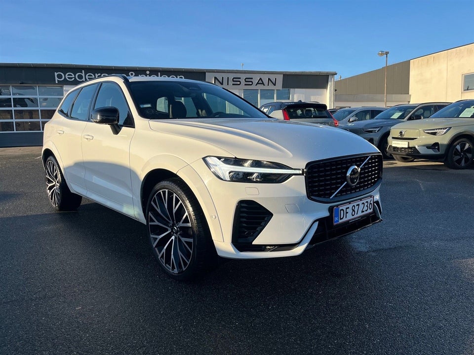Volvo XC60 2,0 T6 ReCharge R-Design aut. AWD 5d