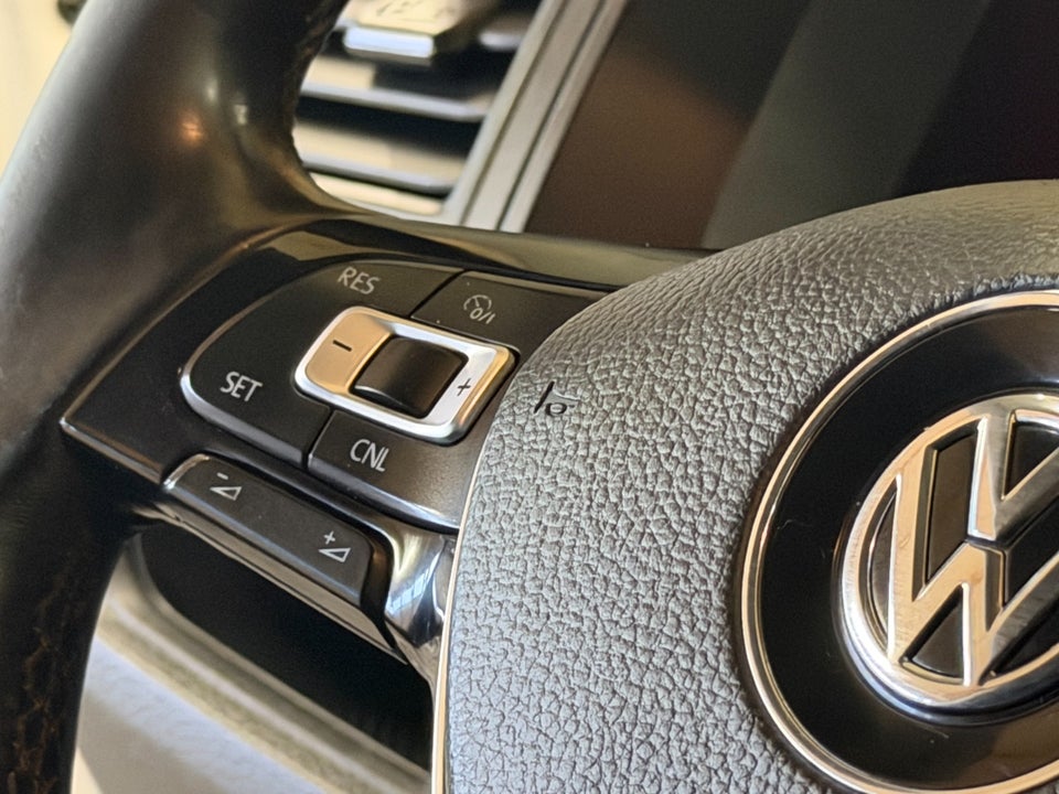 VW Transporter 2,0 TDi 150 Kassevogn lang